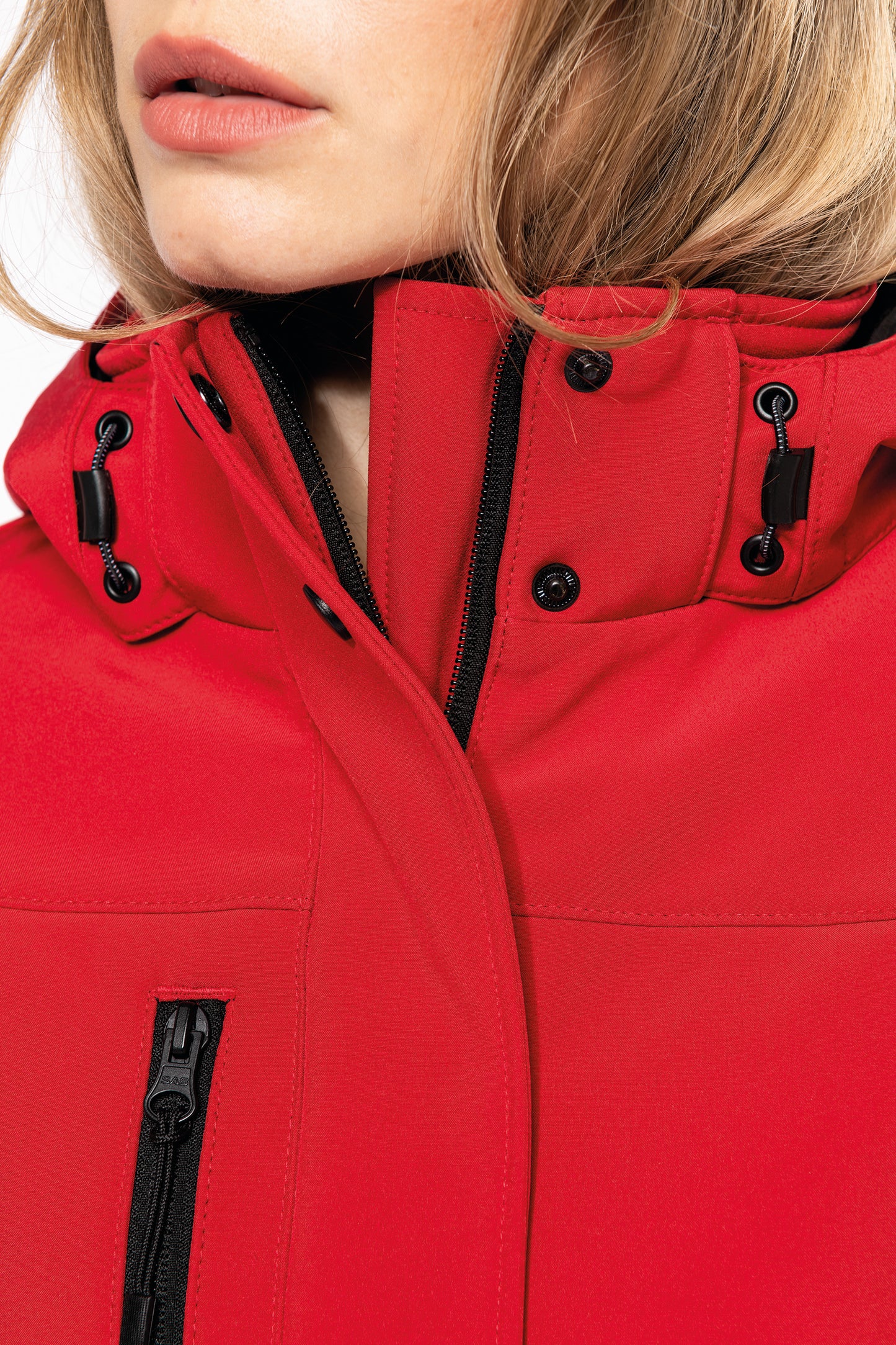 K651 - Parka donna softshell imbottito con cappuccio