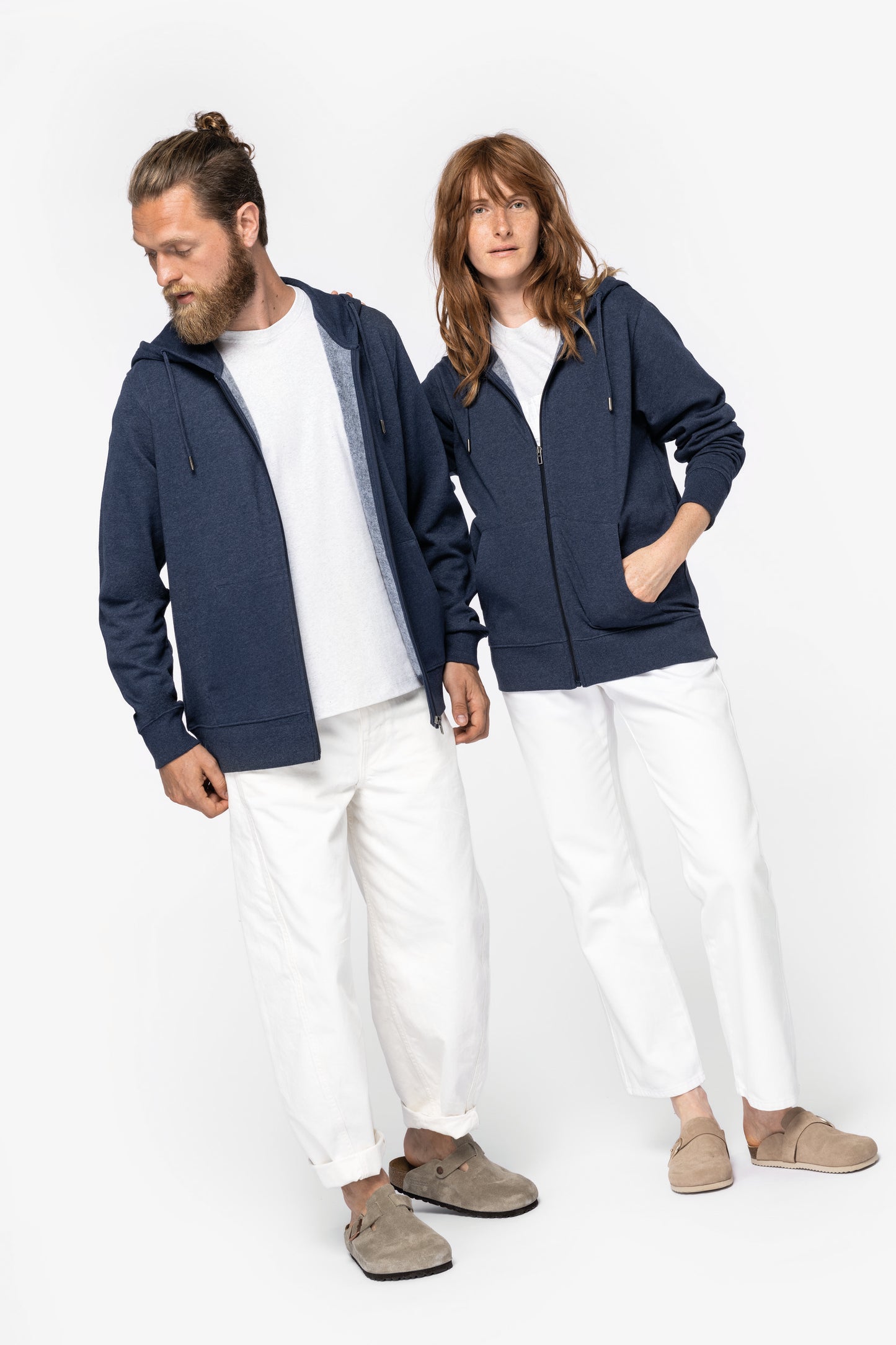 NS412 - Felpa unisex con zip e cappuccio ecosostenibile in tessuto riciclato